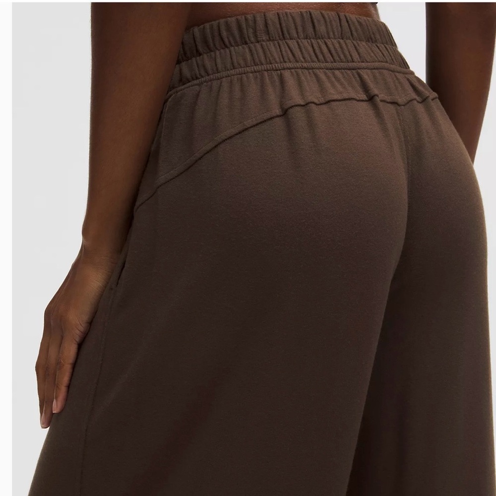 NEW Lululemon BeCalm Black Mid-Rise Wide-Leg Pant, S